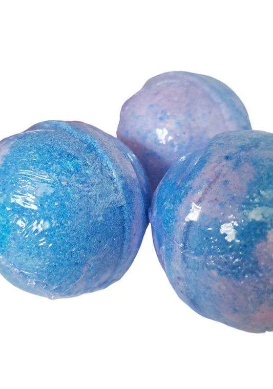 Mermaid Kisses Bath Bomb - LadySoapBug