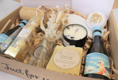 Ultra Pamper Hamper